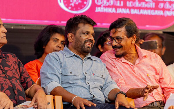 வங்குரோத்திலிருந்து நாட்டை மீட்டிருக்கின்றோம்: ஆளும் தரப்பு