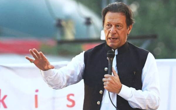 இம்ரான் கானுக்கு 14 ஆண்டுகள் சிறை! மனைவிக்கு 7 ஆண்டுகள்