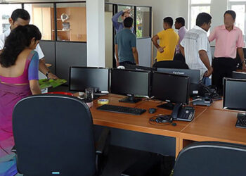 அநுர ஆட்சியில் 750000 அரச ஊழியர்களுக்கு ஆபத்து