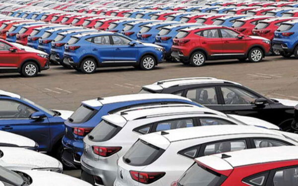 மக்களுக்கு சவாலாக அமையும் வாகன இறக்குமதி