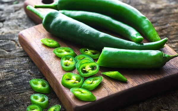 உச்சத்தை தொட்ட பச்சை மிளகாய் விலை