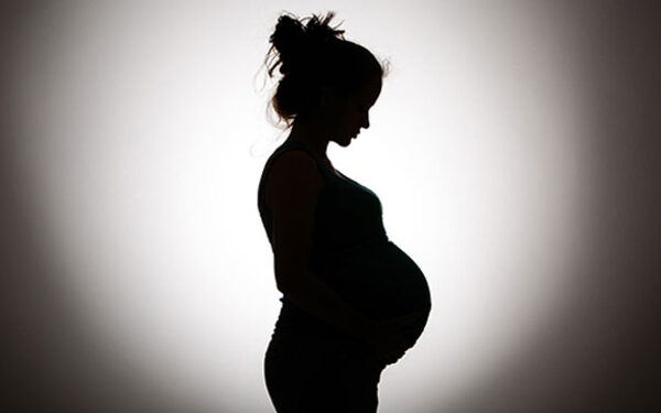 இலங்கையில் அதிகரிக்கும் சிறு வயது கர்ப்பம் – ஆய்வில் அதிர்ச்சி