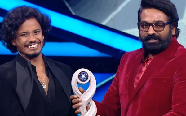 பிக் பாஸில் அர்ச்சனாவிற்கு பரிசு தொகையுடன் வீடு, கார்.. முத்துக்குமரனுக்கு இல்லையா!