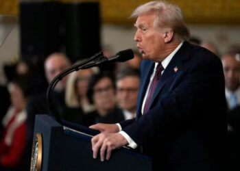 புலம்பெயர்ந்தோரை திரும்பி அனுப்பும் ட்ரம்ப்