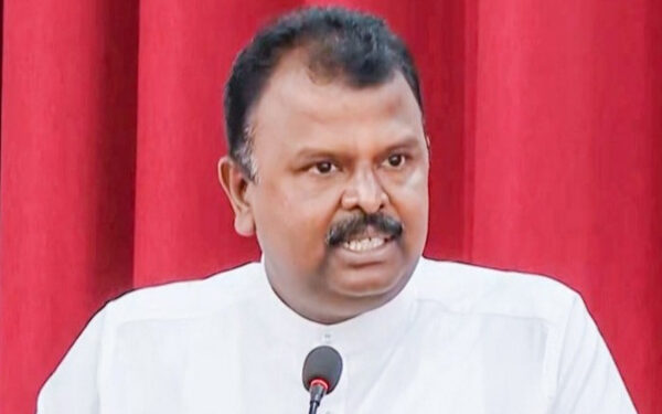 முன்னாள் எம்.பி திலீபன் இந்தியாவில் கைது