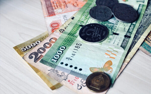 10 Paris Tamil News தனியார்துறை சம்பள அதிகரிப்பு: அரசாங்க திட்டம் அதிருப்தி