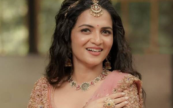 தொகுப்பாளினி டிடியின் சொத்து மதிப்பு எவ்வளவு?