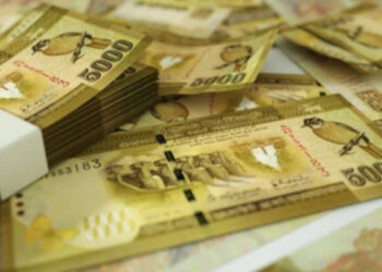 நீதிமன்ற படுகொலை! பொலிஸ் அதிகாரி தொடர்பில் தகவல்