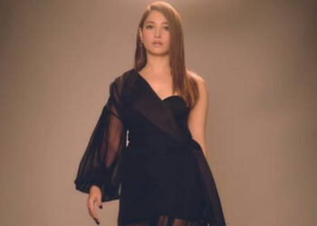 நடிகை தமன்னா Handbag எத்தனை லட்சம் தெரியுமா?