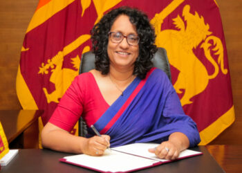 அரச ஊழியர்களுக்கான சம்பள அதிகரிப்பு தொடர்பில் பிரதமர்