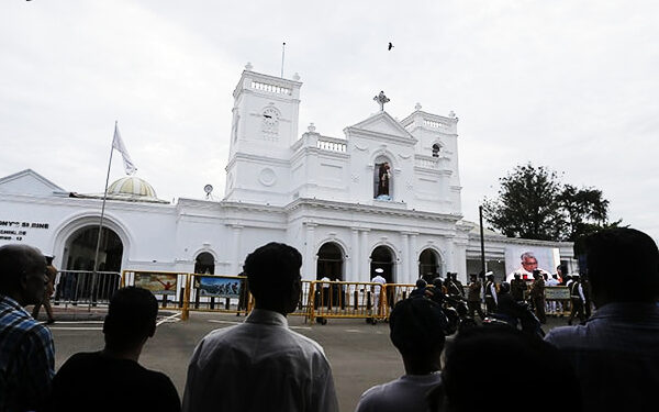 தாக்குதலை சாதகமாக மாற்றிய ரணில்