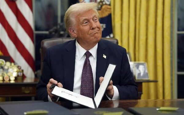 கடும் நெருக்கடியில் கனடா : ட்ரம்பின் அறிவிப்பு