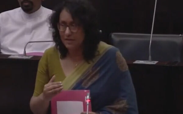 அரசாங்கத்தின் தவறை ஒப்புக்கொண்ட பிரதமர்