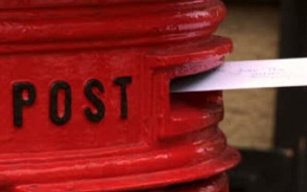 8 Paris Tamil News நாட்டில் உபதபால் நிலையங்கள் மூடப்படும் அபாயம்