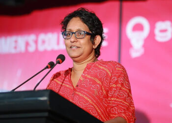 பிரதமர் பதவி விலக வேண்டும்! தேரர் போர்க்கொடி