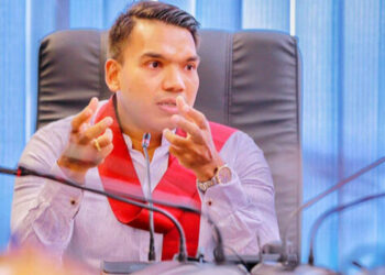 வீடுகளைக் கொளுத்தி ஆட்சியை கைப்பற்றும் எண்ணம் இல்லை!