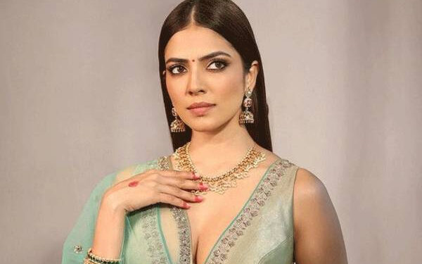 நயன்தாரா, த்ரிஷா இல்லை.. கோலிவுட்டின் ஜீரோ பிளாப் நாயகி