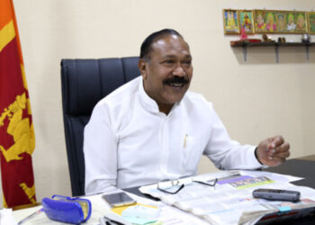 பொருளாதார பிரச்சினையின் : அதிகரித்துள்ள மாணவர்களின் இடைவிலகல்