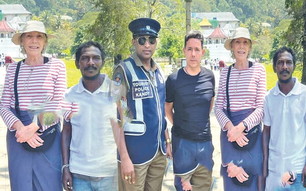 ஐரோப்பாவில் இருந்து இலங்கை வந்த பெண்ணுக்கு அதிர்ச்சி கொடுத்த பெண்