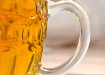 மருத்துவர்கள் சொன்னாலும் மதுபானம் என்பதும் உணவாகும்