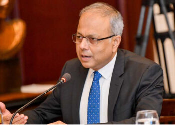 சாகலவின் வீட்டில் தேசபந்துவை தேடிய பொலிஸார்