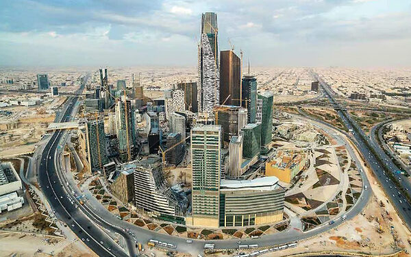 18 Paris Tamil News புலம்பெயர்ந்தோர் மீது மத்திய கிழக்கு நாடொன்றின் கொடூர முகம்