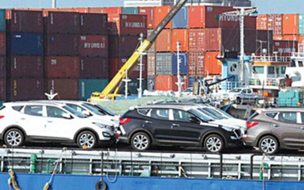 18 Paris Tamil News இலங்கைக்கு இறக்குமதி செய்யப்பட்ட வாகனங்களை மீள் ஏற்றுமதி செய்யத் திட்டமா..!