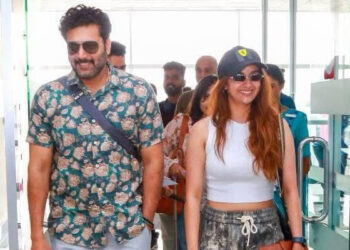 இலங்கைக்கு வருகை தந்த நடிகை கீர்த்தி சுரேஷூக்கு வரவேற்பு