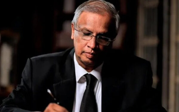 7 Paris Tamil News நாடாளுமன்றத்திற்குள் நுழைவதற்காக சுமந்திரன் விளக்கம்