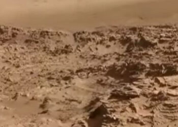 செவ்வாய் கிரகத்தில் உறைந்த நீர் நிலை! நாசா