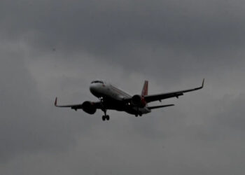 யாழிலிருந்து நாடுகடத்தப்பட்ட 15 வெளிநாட்டவர்கள்