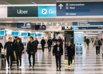 பிரித்தானிய குடியுரிமைக்கு விண்ணப்பிக்கும் அமெரிக்கர்கள்